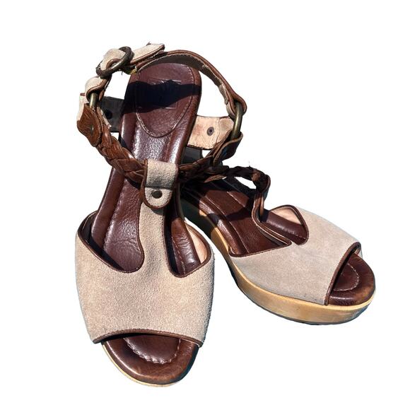 Frye Stephanie Braided T-Strap Tan Suede Slingback Sandals w/Block Heels Size 8 - Picture 13 of 14